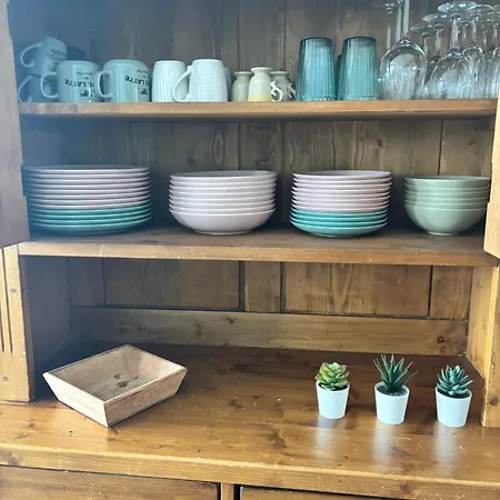 Chaleureux T2 Au Pied Des Pistes. Appt De 4 à 6 Personnes.