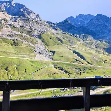 Chaleureux T2 Au Pied Des Pistes. Appt De 4 A 6 Personnes.