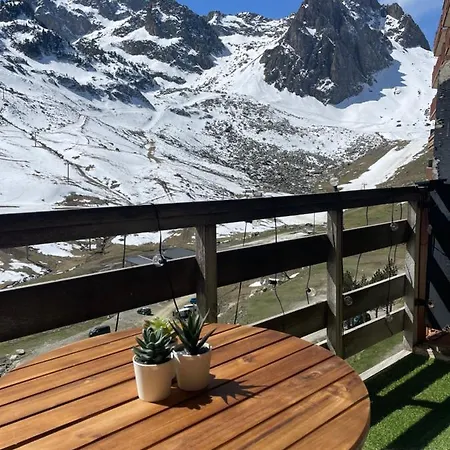 Chaleureux T2 Au Pied Des Pistes. Appt De 4 A 6 Personnes.