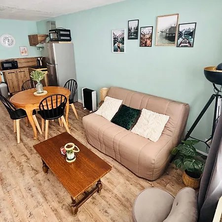 Apartment Chaleureux T2 Au Pied Des Pistes. Appt De 4 A 6 Personnes. La Mongie